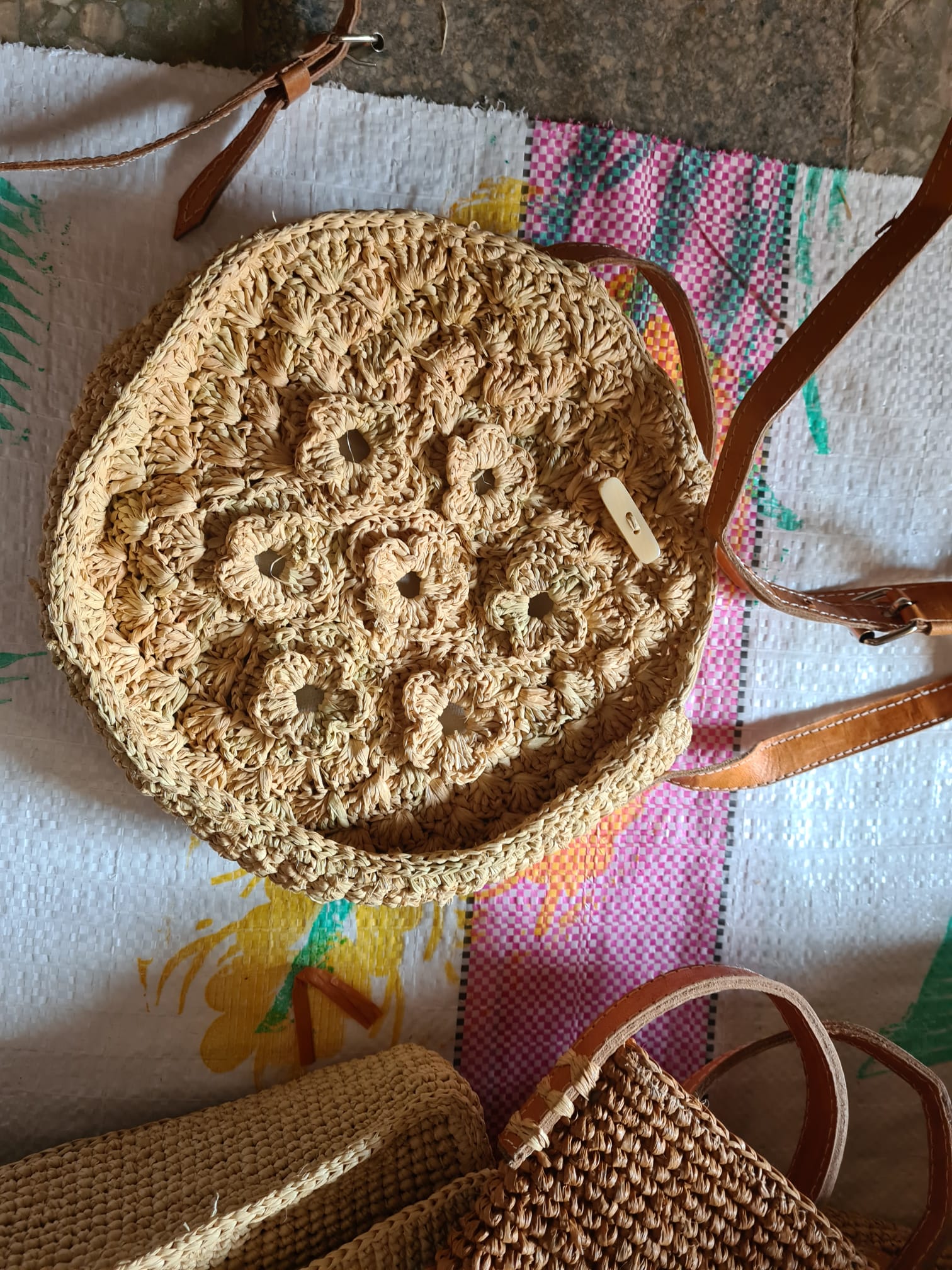 Bandoulière en raphia